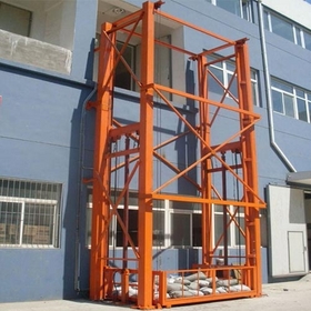 導(dǎo)軌式升降機
